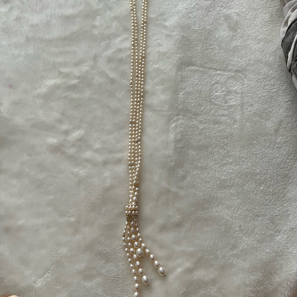 Beautiful long strand pearl necklace - Picture 10 of 10
